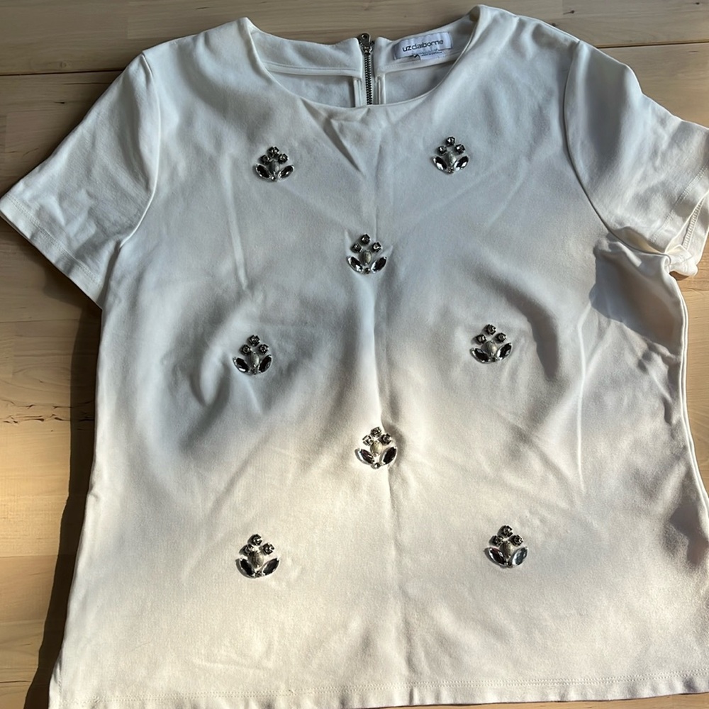 Liz Claiborne White Short Sleeve Embellished Shirt, large
